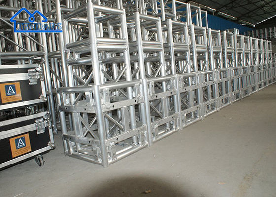 خرید آلومینیوم سنگین وظیفه آلیاژ نقره Truss 300mm Truss مرحله نور Truss برای نمایشگاه تولید آنلاین